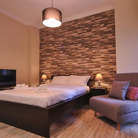 Studio 20 Patras Exterior photo